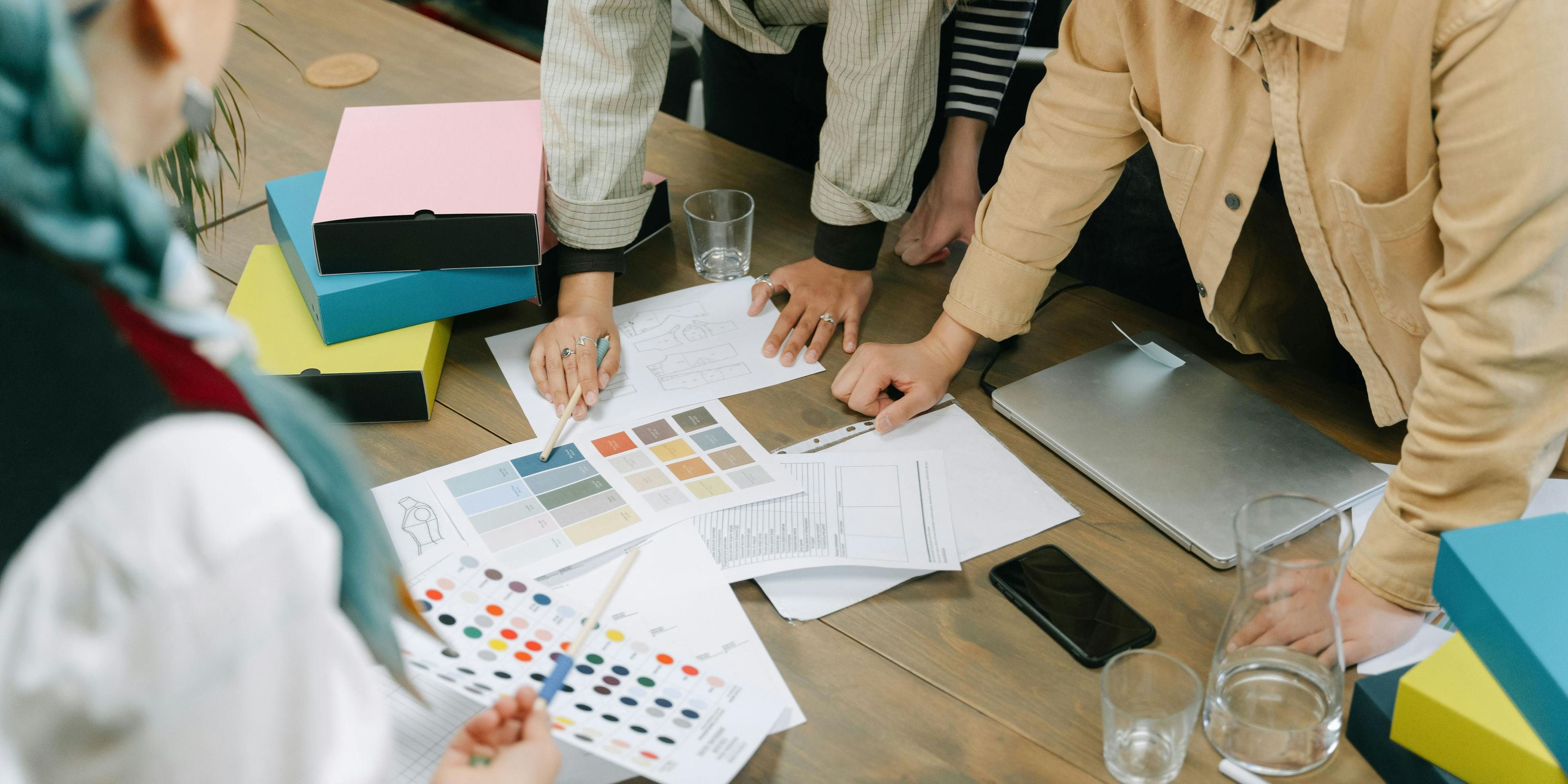 أقمشة السباحة الفاخرة